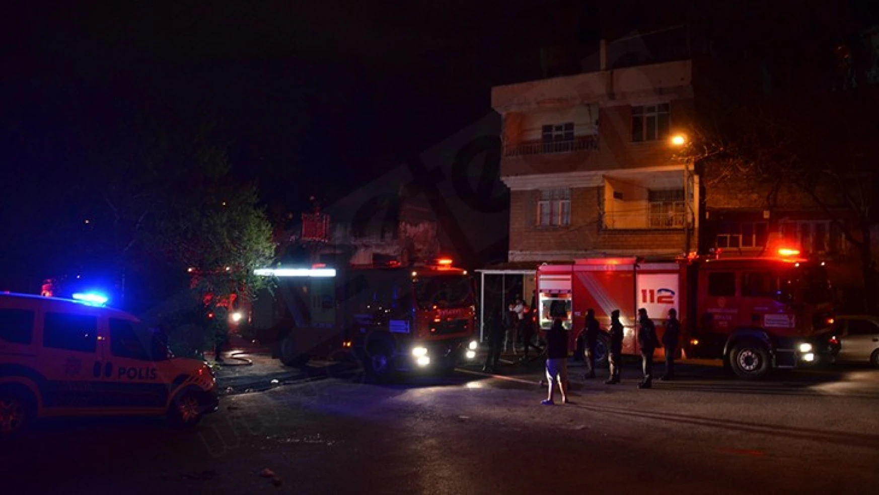 Kahramanmaraş'ta iş yerinde yangın çıktı
