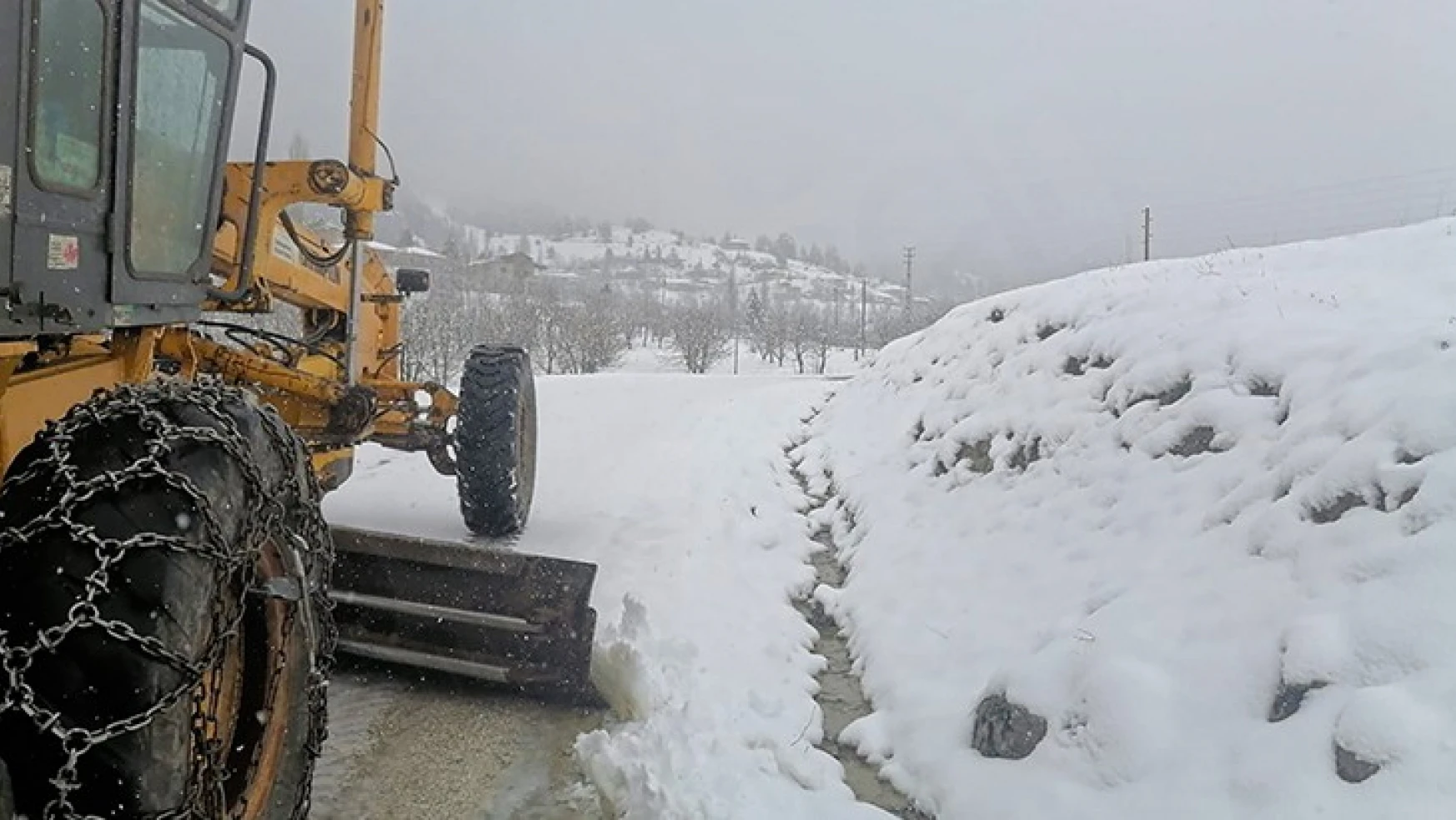 Kahramanmaraş'ta karla mücadelede yoğun mesai