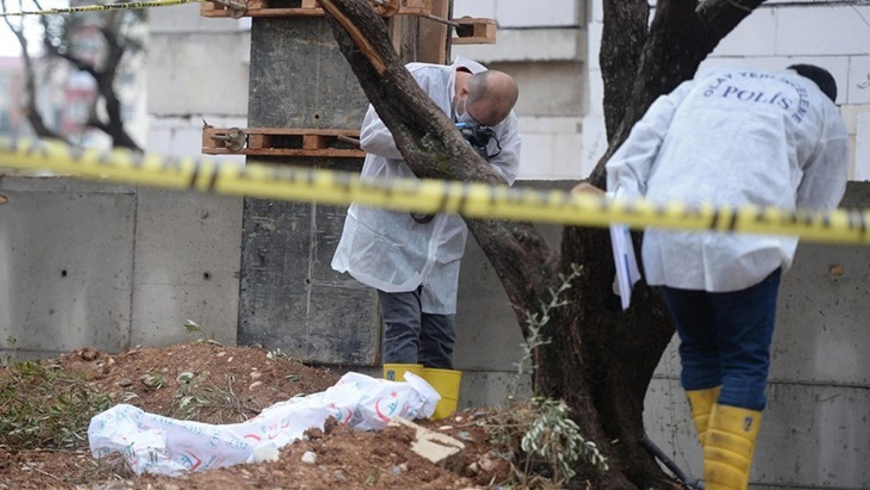Kahramanmaraş'ta kimliği belirsiz erkek cesedi bulundu