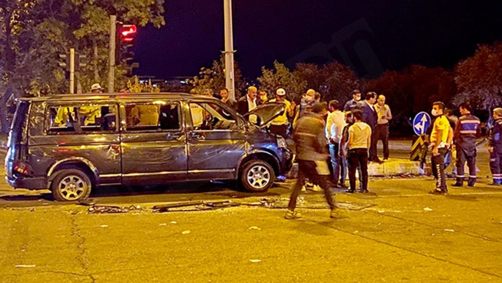 Kahramanmaraş'ta meydana gelen trafik kazasında 13 kişi yaralandı