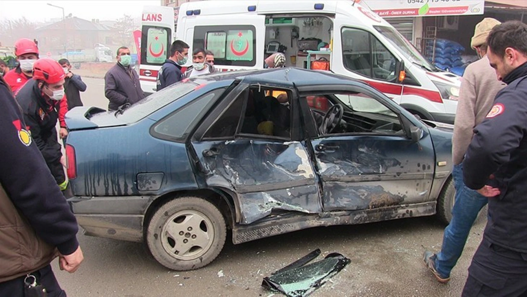 Kahramanmaraş'ta otomobil ile pikap çarpıştı: 2 yaralı
