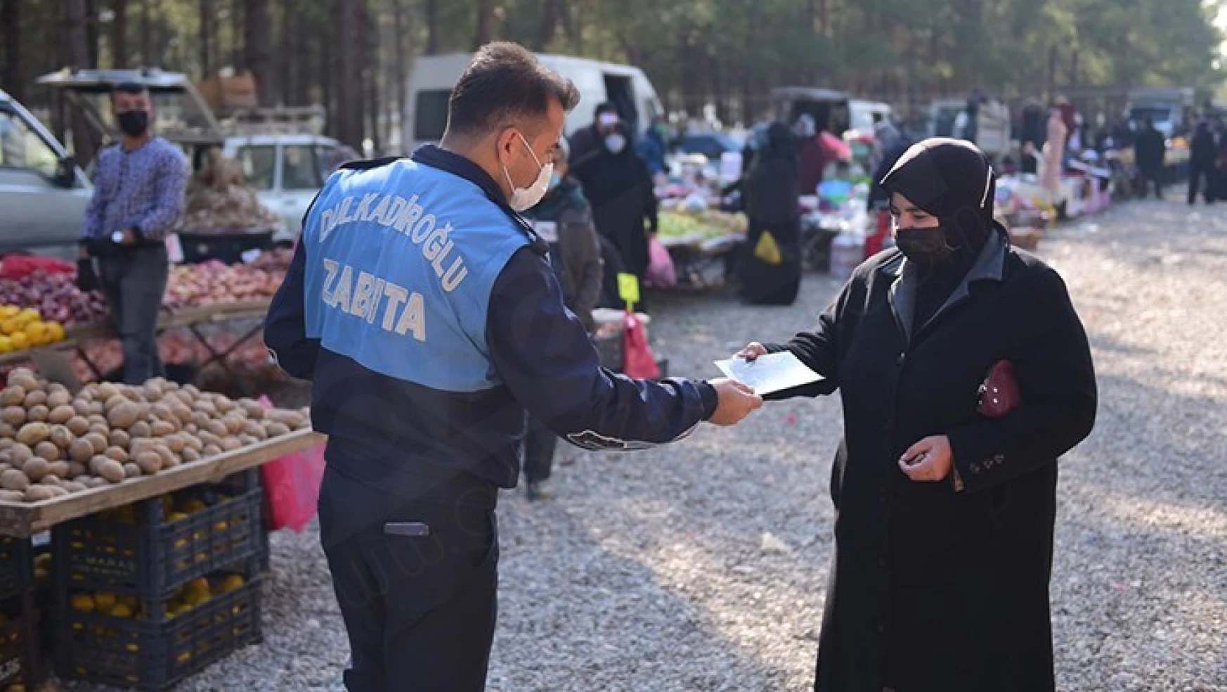 Kahramanmaraş'ta Suriyeli göçmenler broşürle bilgilendirildi