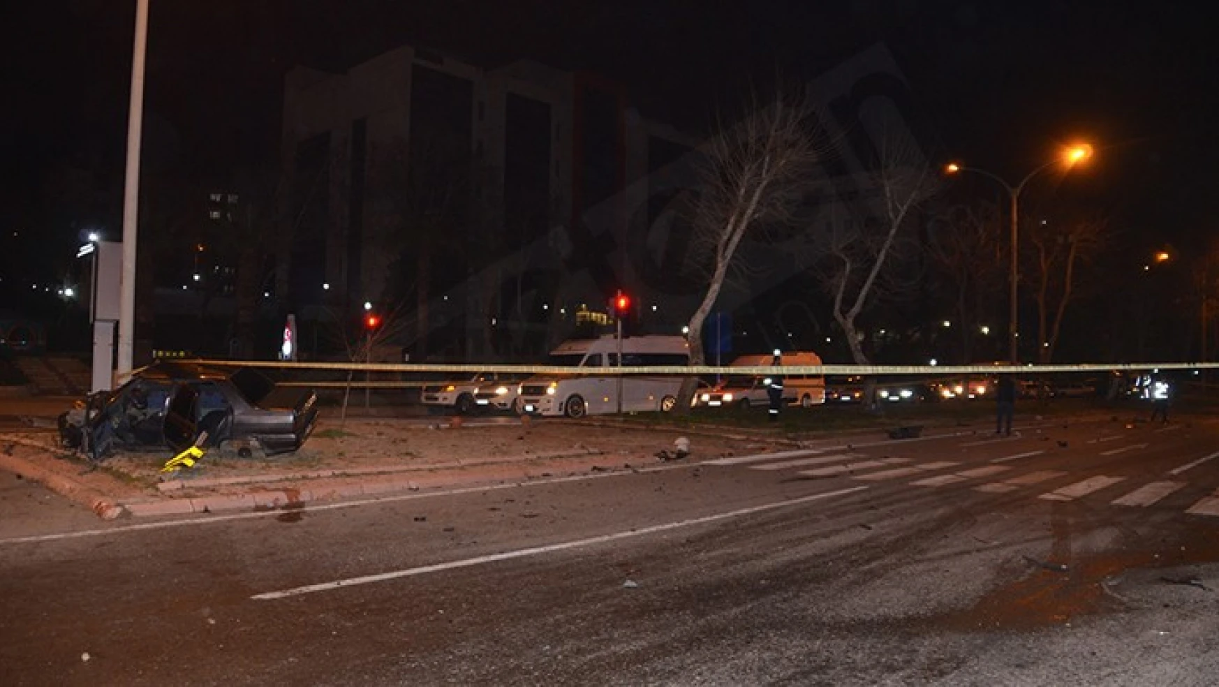 Kahramanmaraş'taki feci kazada 3 kişi yaralı kurtuldu