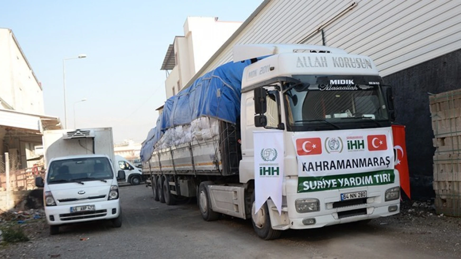 Kahramanmaraş'tan 6 yardım tırı Suriye'ye gönderildi
