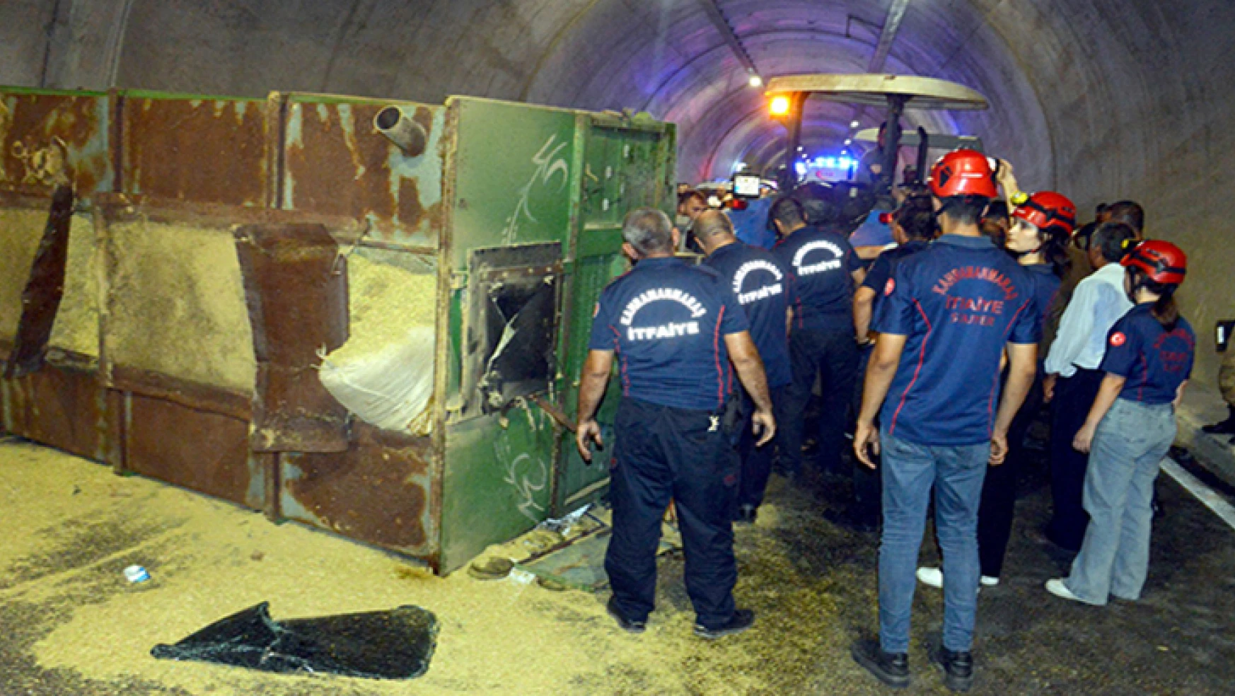 Kahramanmaraş tünellerinde kaza: 4 yaralı