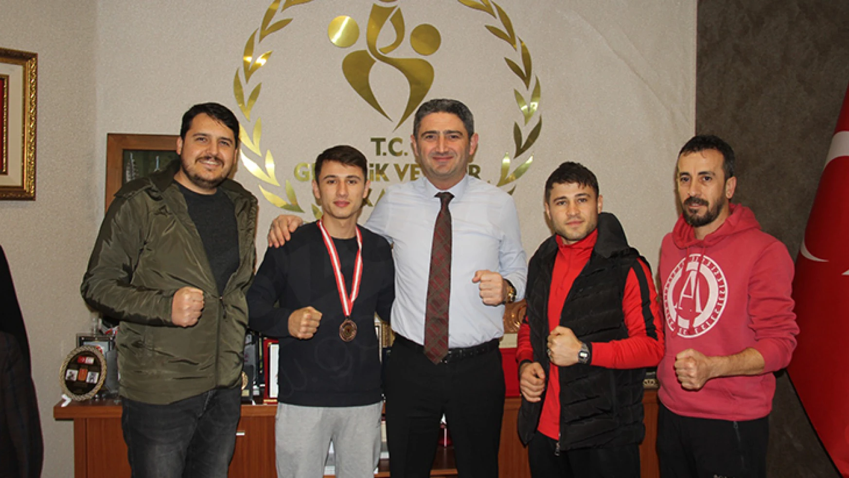 Kahramanmaraşlı boksör, Türkiye 3'üncüsü