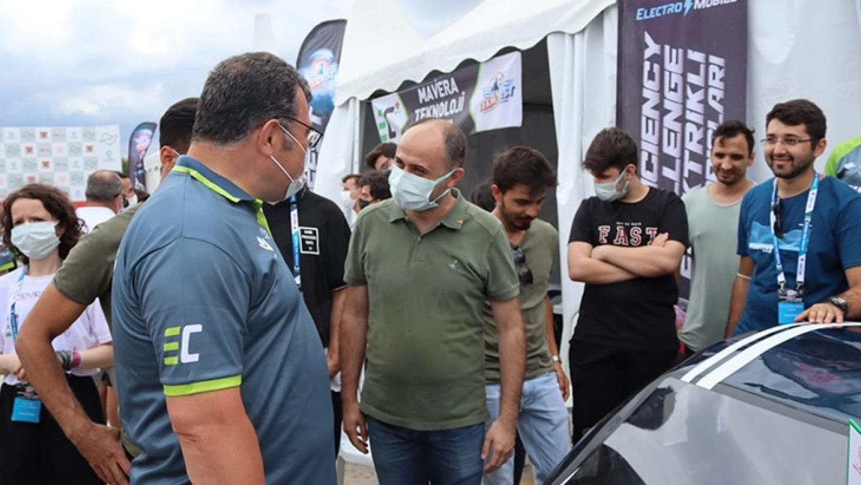 Kuasar, 17'nci Uluslararası Efficiency Challenge elektrikli araç yarışlarında göz doldurdu