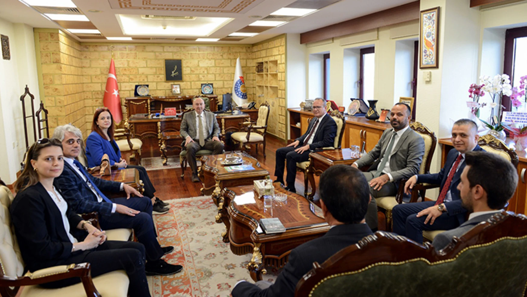 MHP İl Başkanı Doğan'dan Rektör Yasım'a hayırlı olsun ziyareti