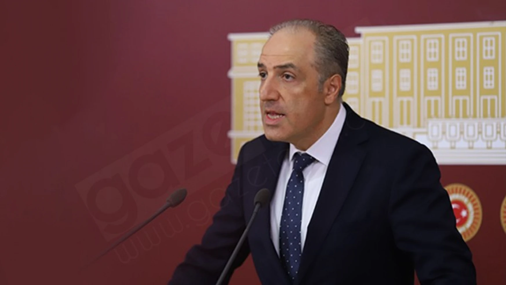 Milletvekili Mustafa Yeneroğlu: PCR testi gibi önlemler kanunla düzenlenmediği sürece hukuka aykırı