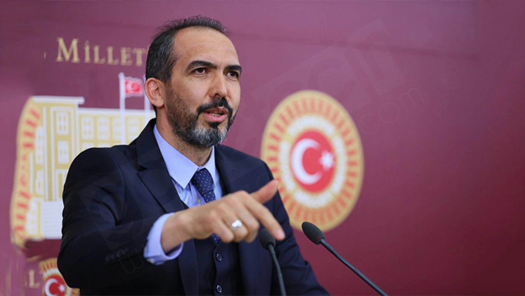 Milletvekili Özdemir, meclis kürsüsünden sert konuştu: Oraya gel de konuş