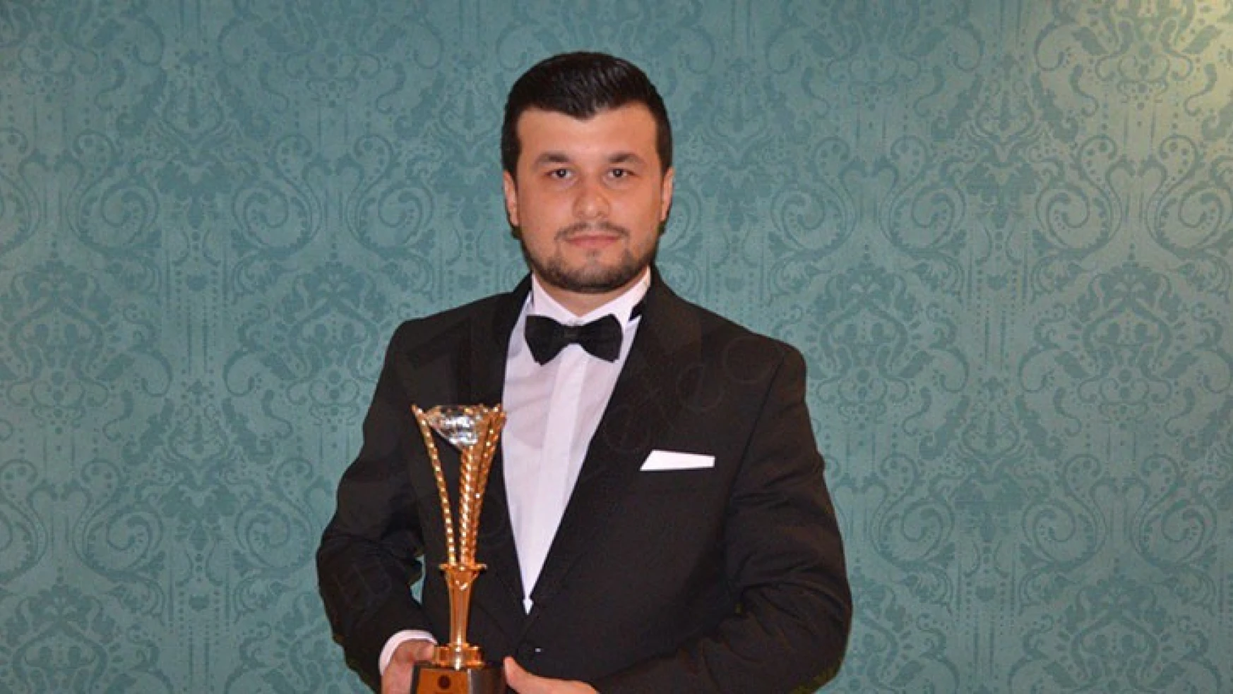 Muhammet Eliaçık, yılın girişimci iş adamı ödülünü aldı