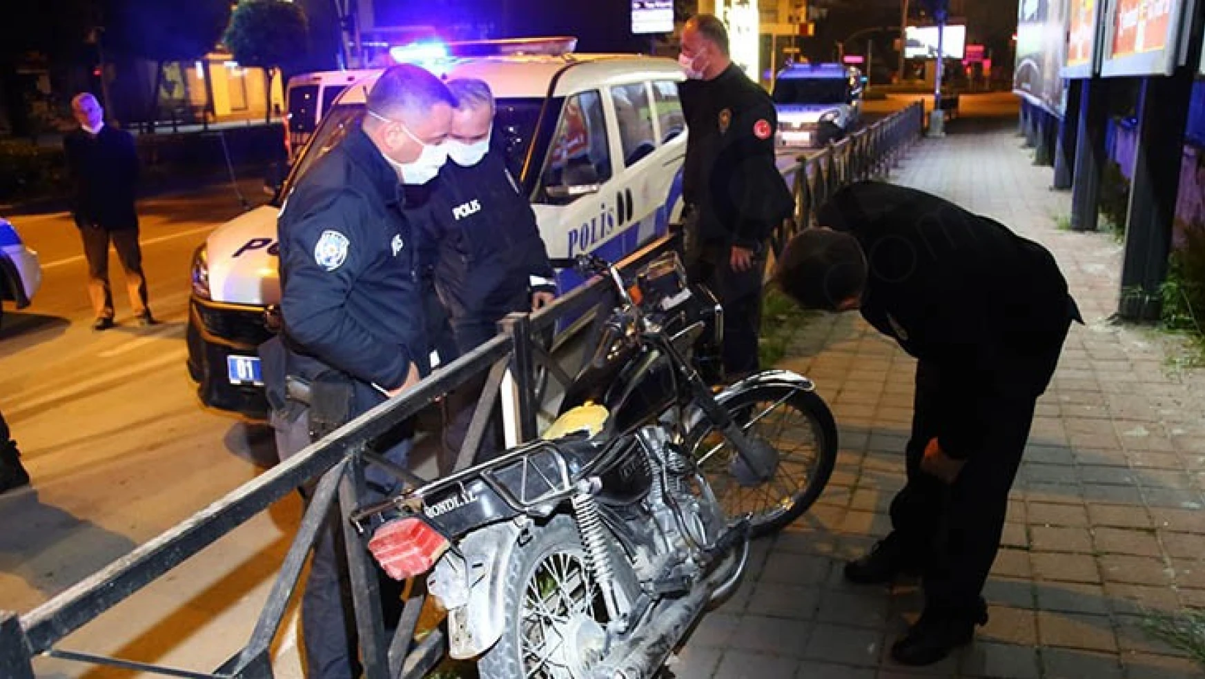 Polisten kaçmaya çalışan motosikletli iki kişi yakalandı