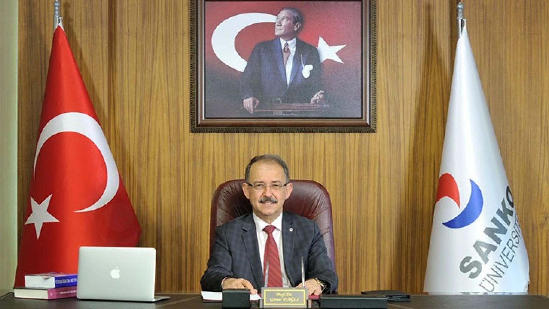 Prof. Dr. Dağlı: Türk Milleti bağımsızlık için her şeyi göze alabilen yüce bir millettir