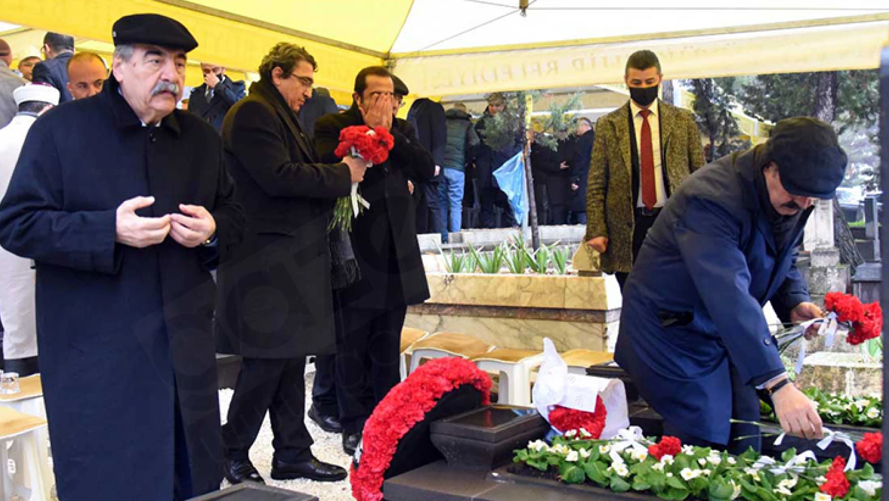 SANKO'nun kurucusu Sani Konukoğlu, mezarı başında anıldı