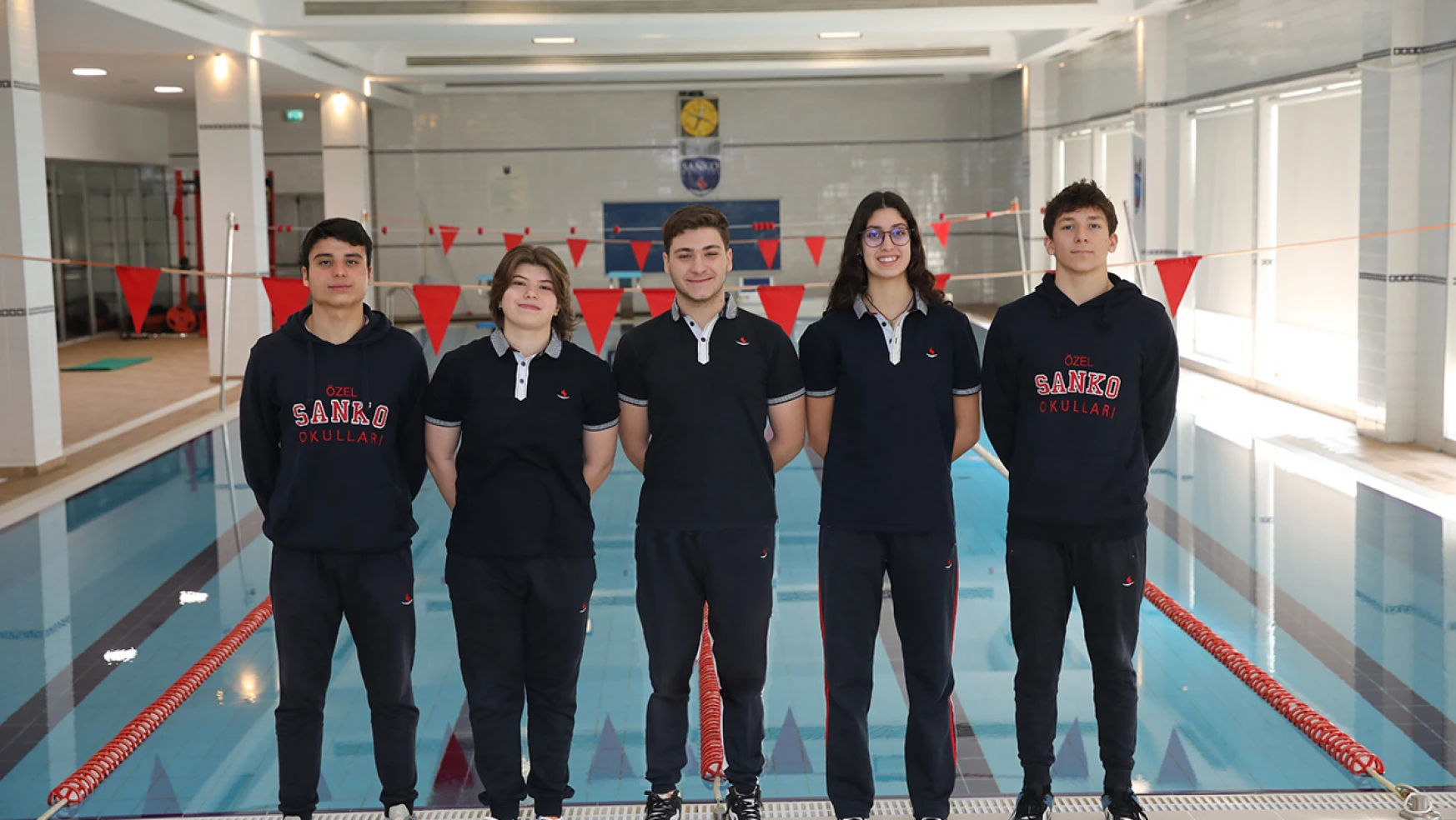 SANKO Okulları, yüzmede 5 öğrenciyle Türkiye'yi temsil edecek
