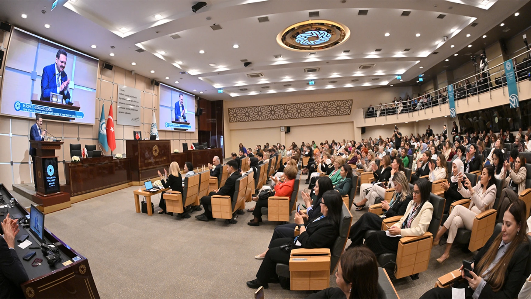 TOBB Başkanı Hisarcıklıoğlu, Türk Dünyası girişimci kadınları ile bir araya geldi
