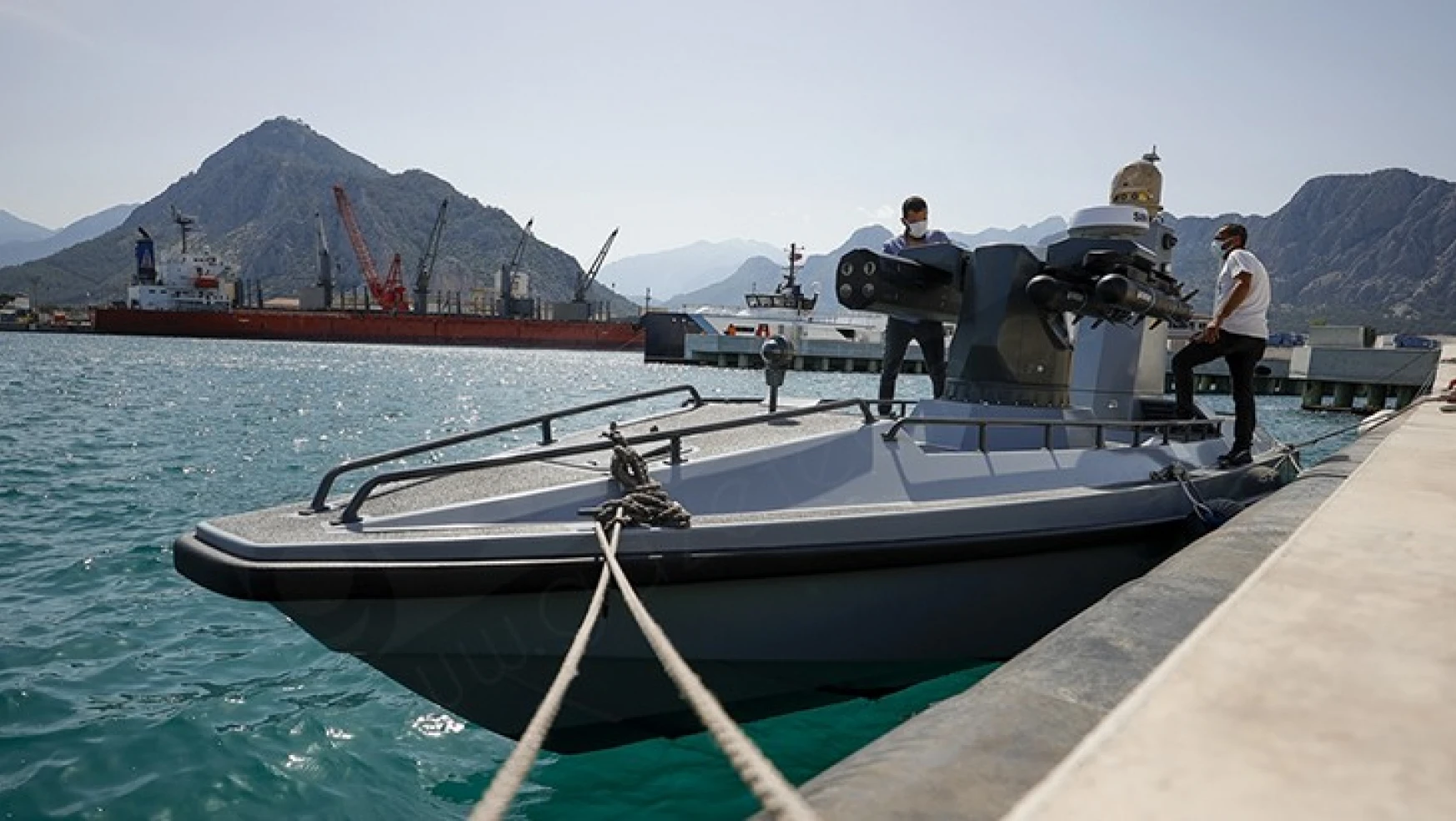 Türkiye'nin ilk silahlı insansız deniz aracı, füze atışlarına hazır