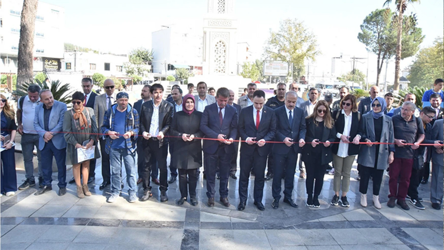Türkoğlu'nda 5. Ulusal Sanat Çalıştayı resim sergisi açıldı