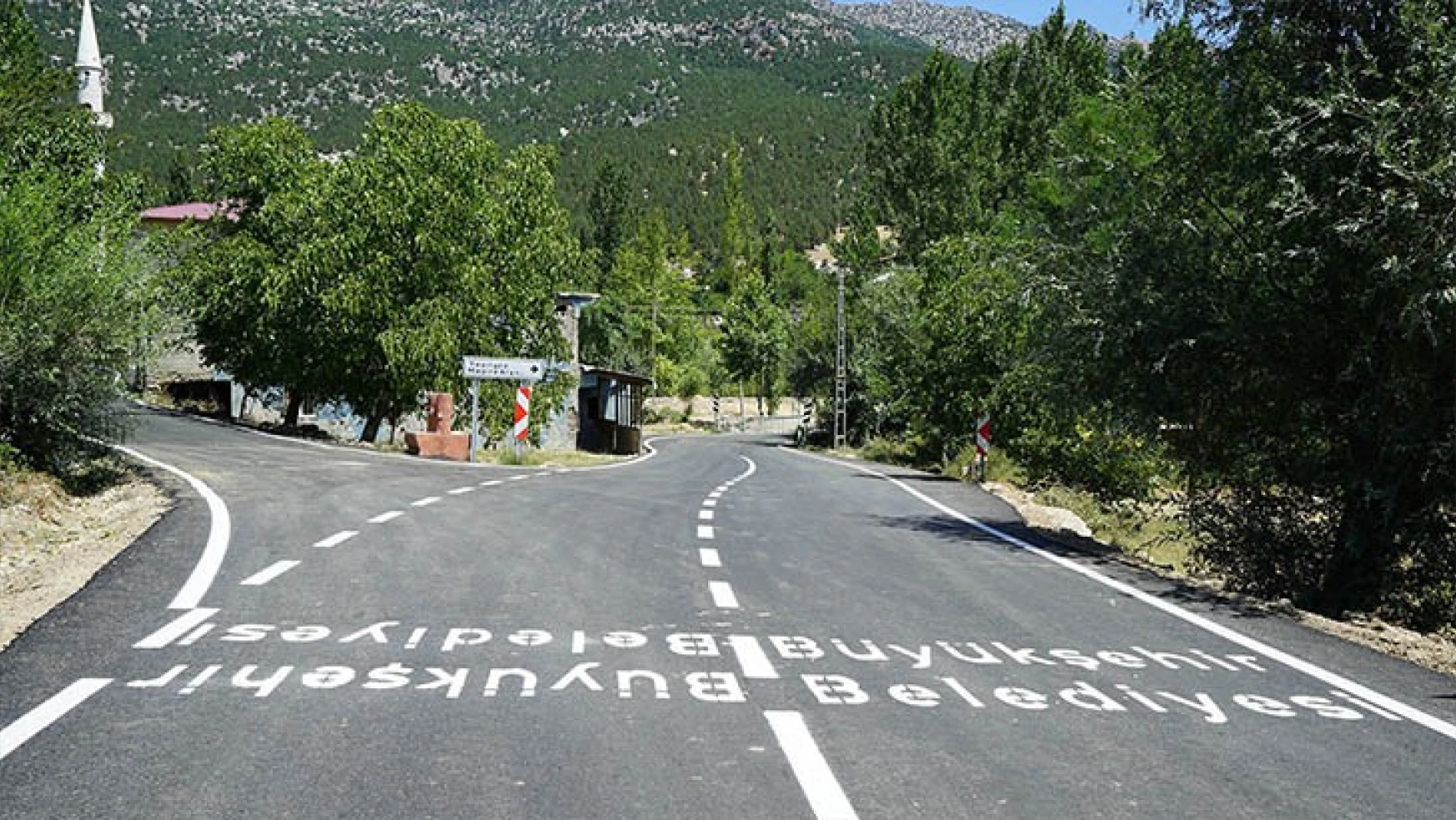Yeşilgöz'e ulaşım artık daha kolay: 2,5 kilometrelik yol yenilendi