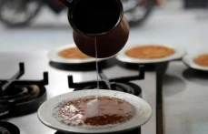 Hatay'ın coğrafi işaret tescil belgeli tatlısı Antakya künefesi