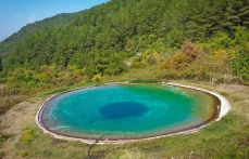 Nazar boncuğu görünümlü yangın göleti