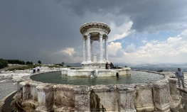 Teke yöresinin kültür başkenti, birçok doğal ve tarihi yapıyı barındırıyor
