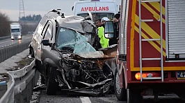 Tır ile ticari aracın çarpıştığı kazada, 1 kişi öldü