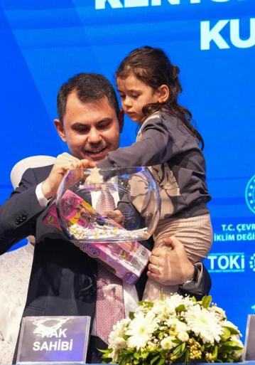 Bakan Kurum'dan Yüzyılın Konut Projesi paylaşımı