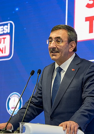 Cevdet Yılmaz, sosyal konut temel atma töreninde konuştu