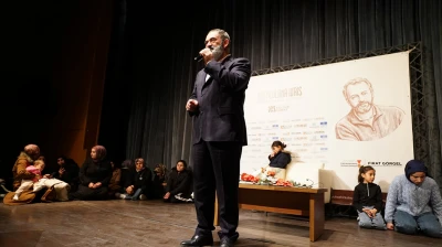 Kahramanmaraş'ta Dursun Ali Erzincanlı ile Naat-ı Şerifler Gecesi