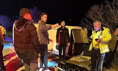 Kahramanmaraş'ta servis aracı devrildi: 10 yaralı