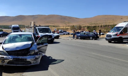 Kahramanmaraş'ta zincirleme trafik kazası! 1 ölü, 8 yaralı