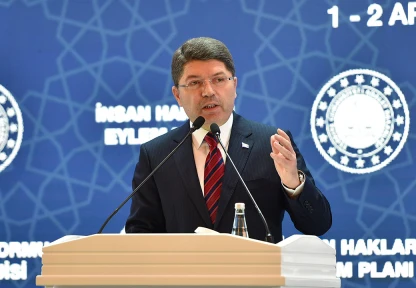 Bakan Tunç'tan yeni, demokratik, sivil, kuşatıcı bir anayasa açıklaması