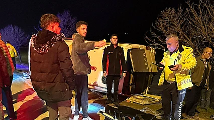 Kahramanmaraş'ta servis aracı devrildi: 10 yaralı