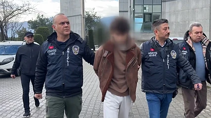 Kamyonetteki kişiyi bıçakla öldüren zanlı tutuklandı