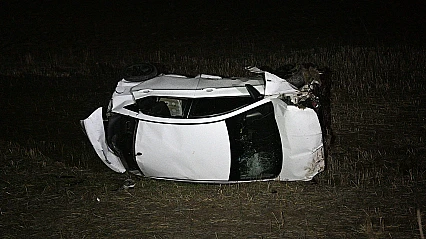 Otomobil kavşakta devrildi!  1 kişi öldü, 4 kişi yaralandı