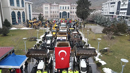 Türkoğlu'nda kar seferberliği vatandaştan tam not aldı