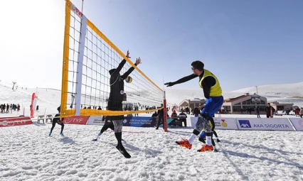 Kar Voleybolu Avrupa Turu