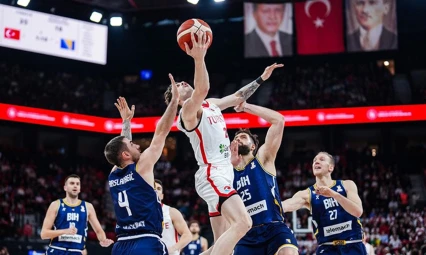 A Milli Erkek Basketbol Takımı dün akşam tarih yazdı