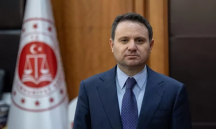 Bakan Gürlek, '86 milyon vatandaşımızın adalet bakanıyım, kapımız herkese açık'