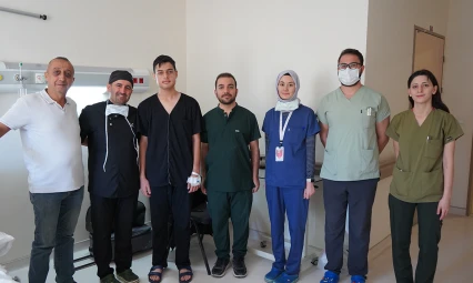 Çene eklem bozukluğu yaşayan hastaya cerrahi müdahale