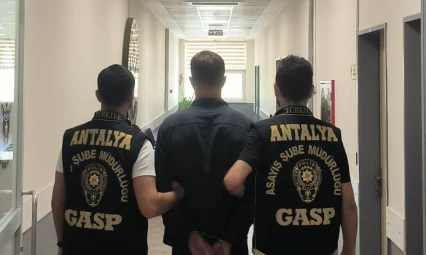 Oyuncak tabancayla soygun yapmaya çalışan kişi tutuklandı
