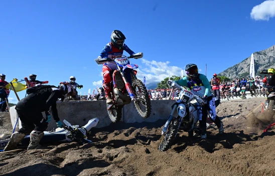 16'ncı Sea To Sky Enduro Motosiklet Yarışı başladı