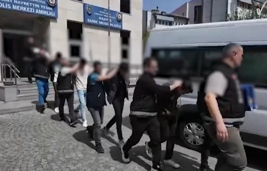 17 ilde 17 ayrı dolandırıcı şebekesine operasyon