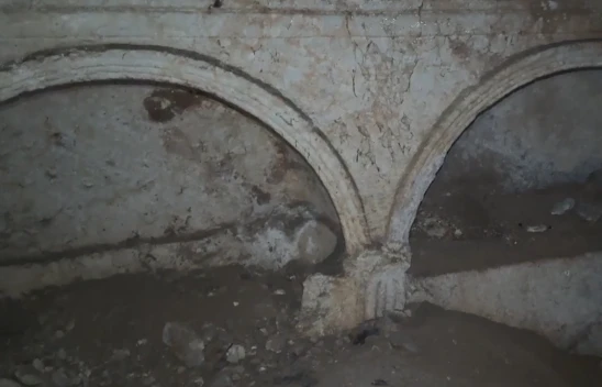 1800 yıllık kubbeli mezar odası bulundu