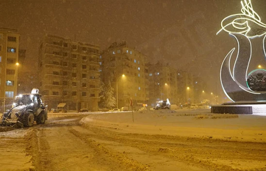 210 Araç ve 250 personelle karla mücadele sürüyor