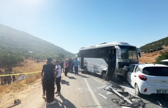 3 aracın karıştığı kazada 1 kişi öldü, 3 kişi yaralandı