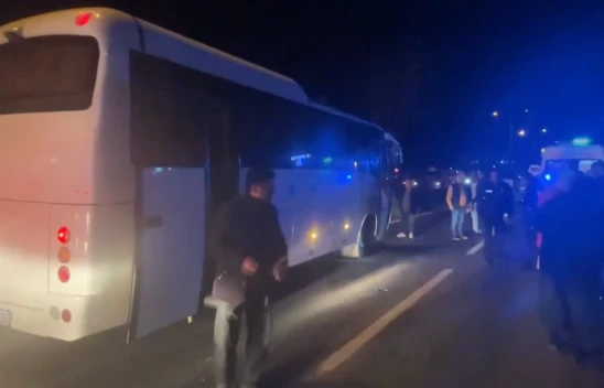 3 işçi servisinin karıştığı kazada 11 kişi yaralandı