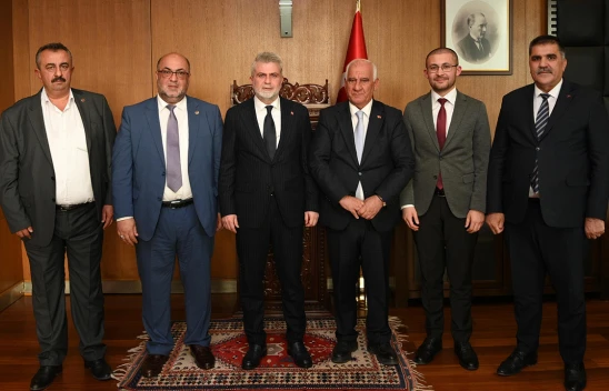 4 ilçenin belediye başkanları, Kahramanmaraş için tek yürek oldular