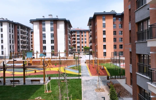 6 Şubat'ta yerle bir olan Ebrar Sitesi yeniden ayağa kalkıyor